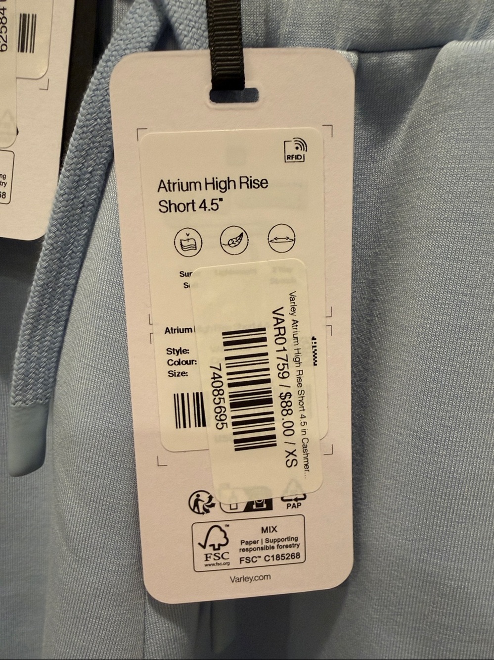 Varley Set, Atrium High Rise Short 4.5 in and Callie Top, Cashmere Blue, XS - Picture 14 of 15
